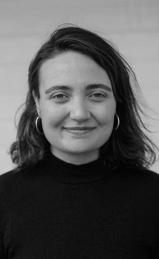 Portrait photo of Lina Urbat